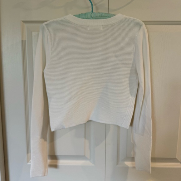 Forever 21 Long Sleeve Crop Top - Picture 2 of 3